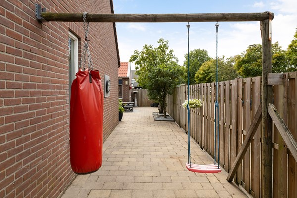Medium property photo - Koningin Julianastraat 101, 4153 BX Beesd